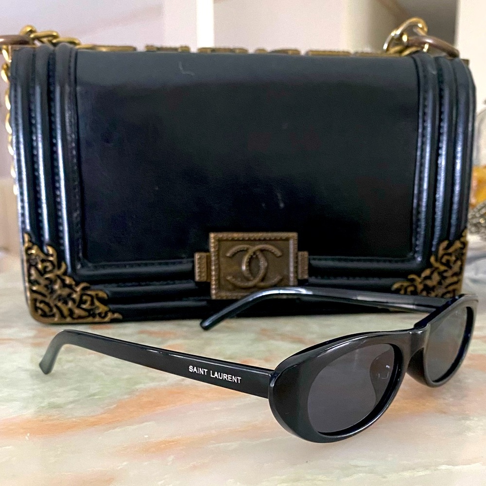 Classic Sleek Black Sunglasses